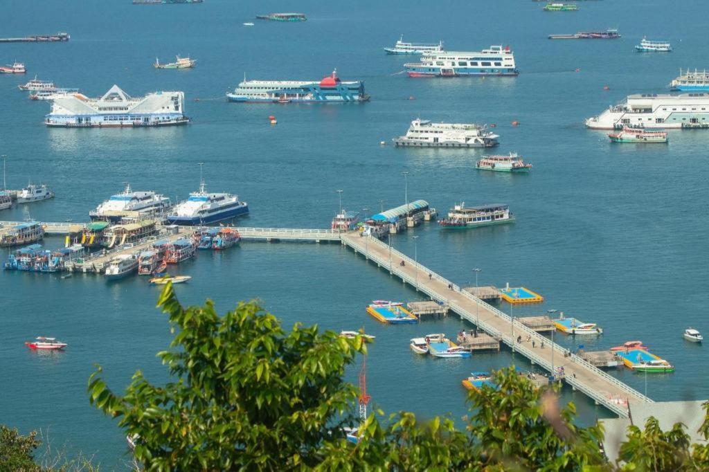 R-Con Hotel @ Siam Pattaya Ngoại thất bức ảnh